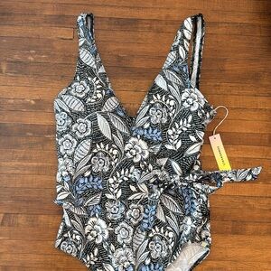 Summersalt The Perfect Wrap One Piece